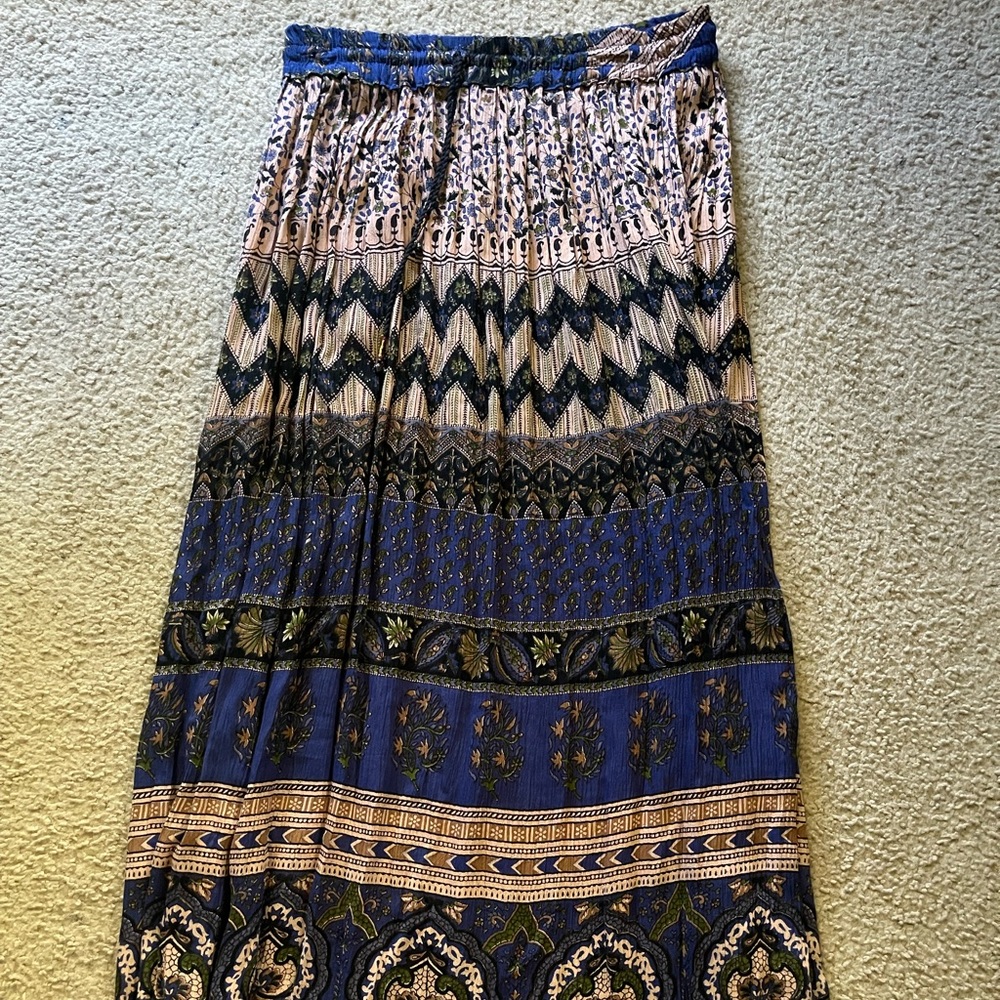 Ruffle Hem Skirt